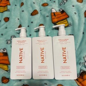 Native Limited Edition Moisturizing Conditioner Vanilla Cream & Pumpkin